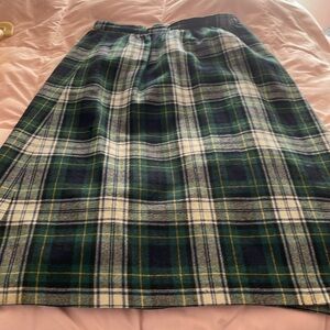 Vintage 1960s wool skirt fair condition size4
